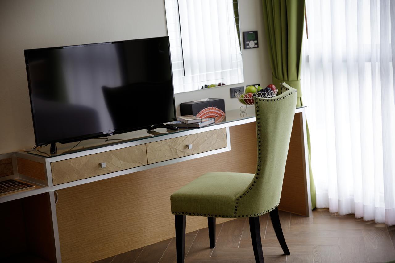 9 Suite Luxury Boutique Hotel Чиангмай Экстерьер фото